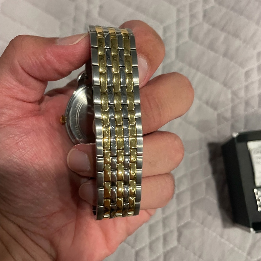 Bulova 98A121 Men’s Watch - Picture 5 of 10